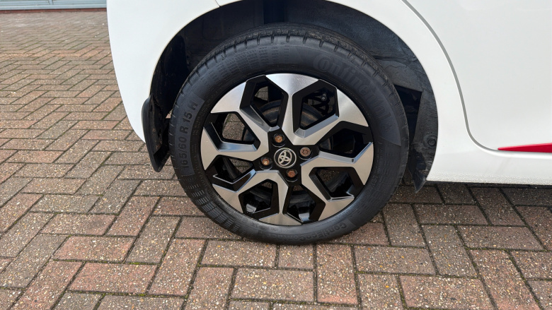 Toyota Aygo 1.0 VVT-i X-Trend 5dr Petrol Hatchback